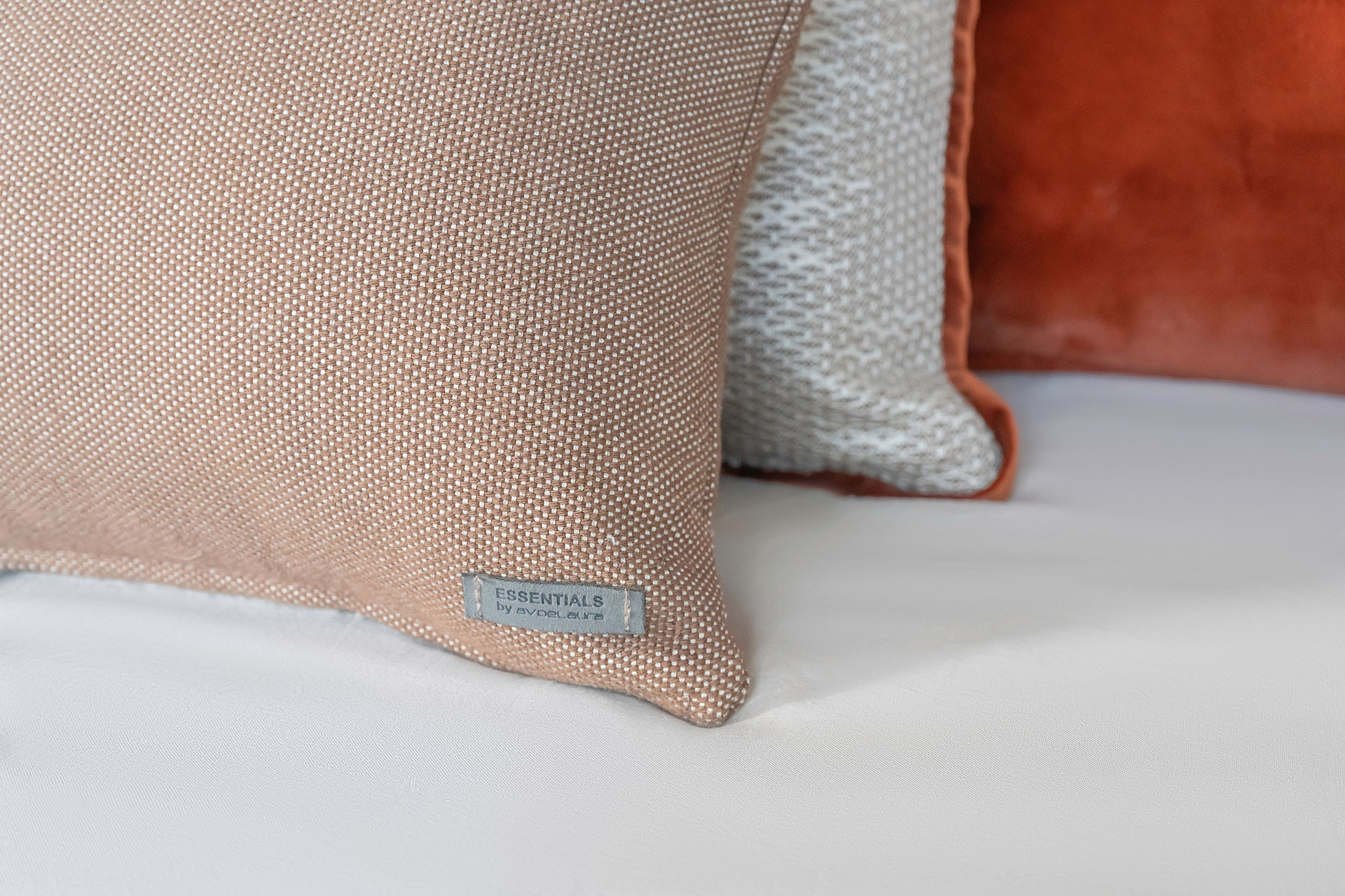 Diferentes tejidos y telas para cojines