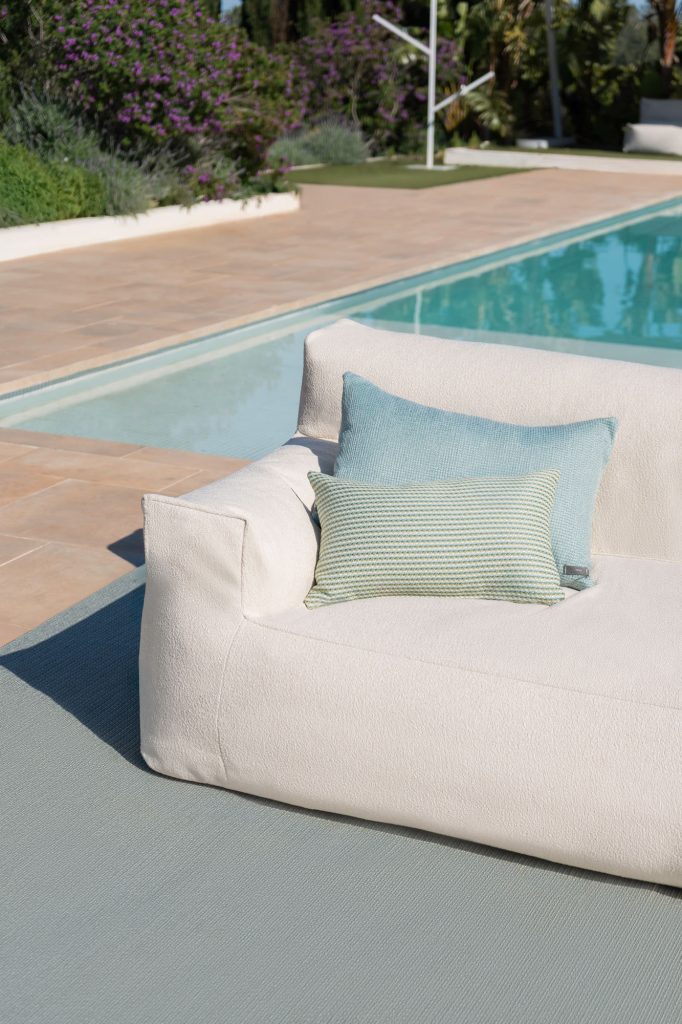 Versión textil para aire libre tonos claros